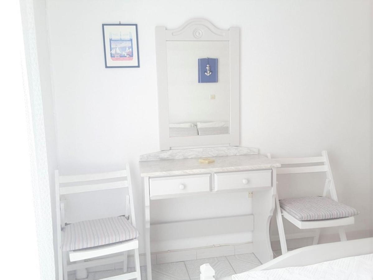 White Rooms Paros 纳乌萨 外观 照片