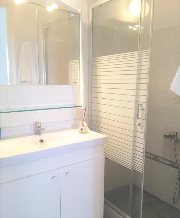 White Rooms Paros 纳乌萨 外观 照片